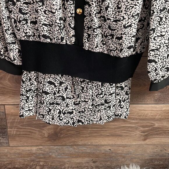 Evanna Petite Skirt Set , Size 10, Black and White Floral Print - Picture 4 of 12